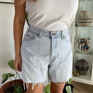 Vintage 90’s Levi’s 550 Orange Tab light blue shorts